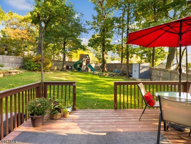 11 Cherokee Ave, Rockaway Twp., NJ 07866