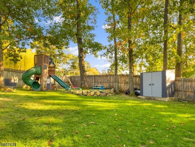 11 Cherokee Ave, Rockaway Twp., NJ 07866