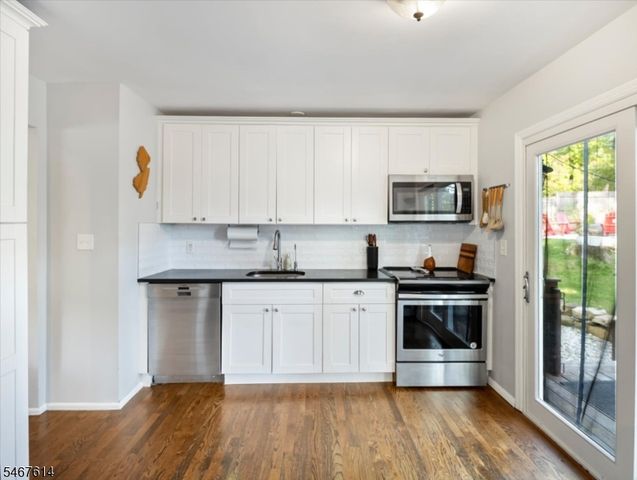 11 Cherokee Ave, Rockaway Twp., NJ 07866