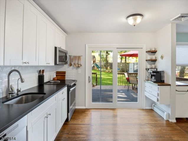 11 Cherokee Ave, Rockaway Twp., NJ 07866