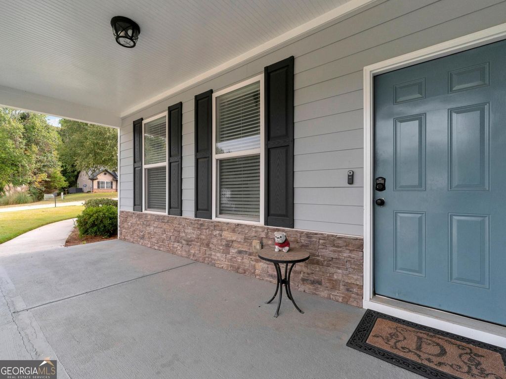 1377 Charleston Avenue, Commerce, GA 30529 — photo 2