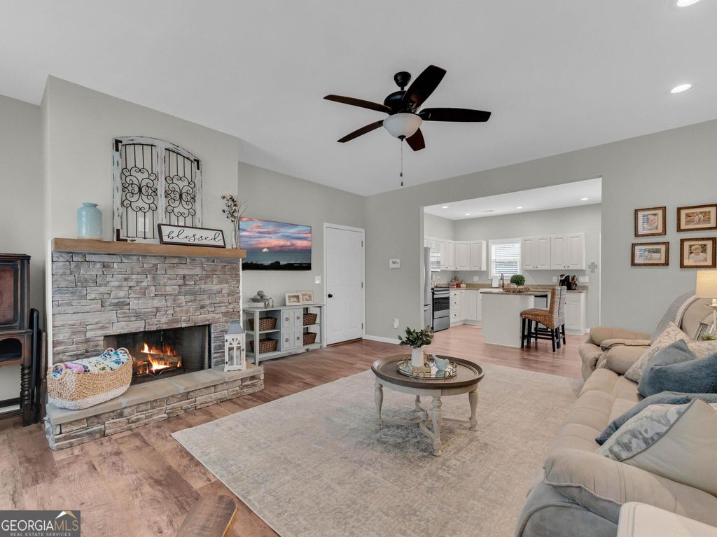 1377 Charleston Avenue, Commerce, GA 30529 — photo 5