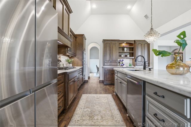 12467 S 105th East Avenue, Bixby, OK 74008