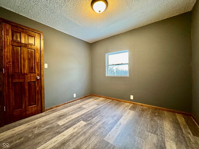 438 4th Street, North Vernon, IN 47265