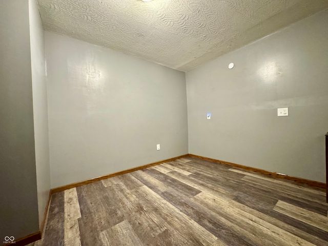 438 4th Street, North Vernon, IN 47265