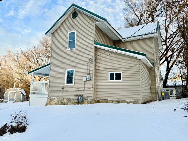 438 4th Street, North Vernon, IN 47265