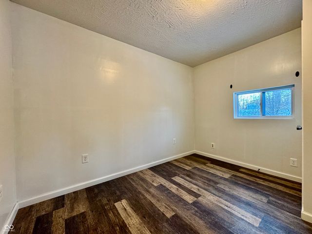 438 4th Street, North Vernon, IN 47265