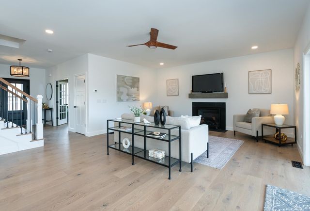 37 Colby Farm Road, Chester, NH 03036