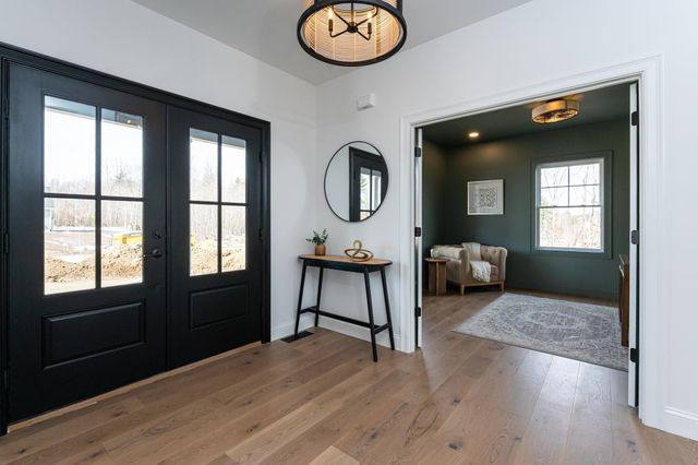 37 Colby Farm Road, Chester, NH 03036