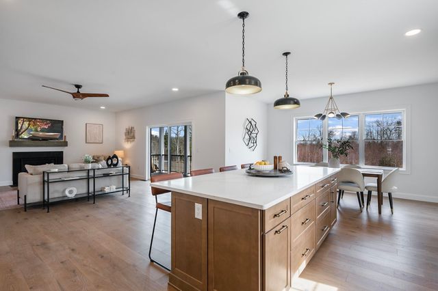 37 Colby Farm Road, Chester, NH 03036