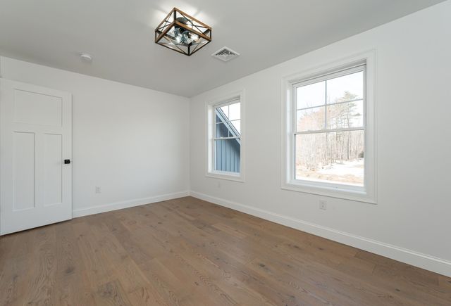 37 Colby Farm Road, Chester, NH 03036