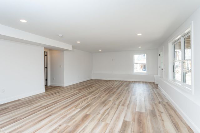 37 Colby Farm Road, Chester, NH 03036