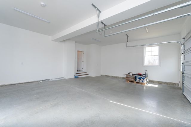 37 Colby Farm Road, Chester, NH 03036