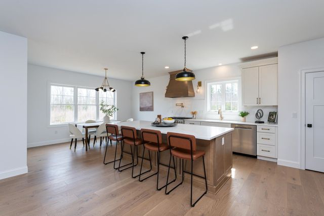 37 Colby Farm Road, Chester, NH 03036