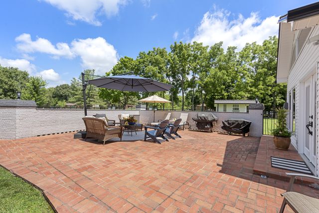 904 Highway 48, S, Dickson, TN 37055
