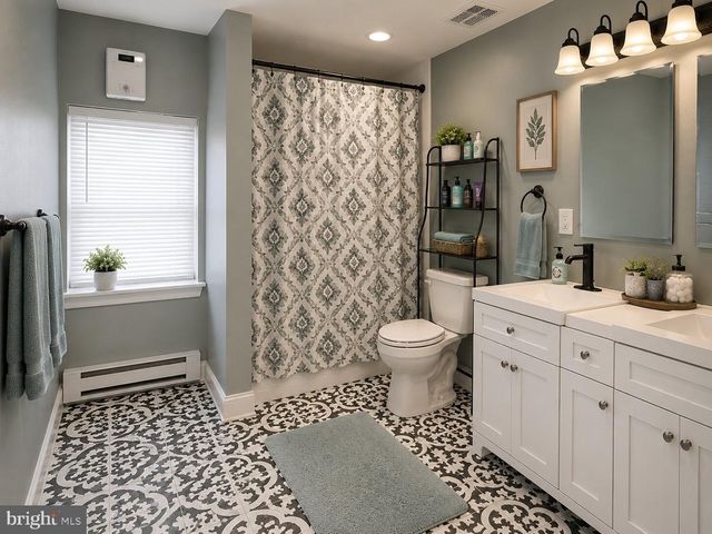 43 NORTHPARK DR, Levittown, PA 19054
