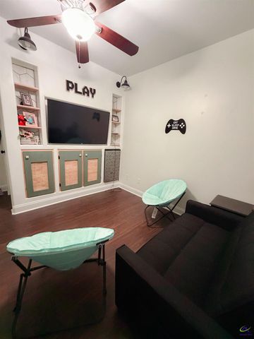 400 Tanner Street, Bonaire, GA 31005