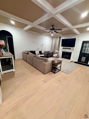 400 Tanner Street, Bonaire, GA 31005