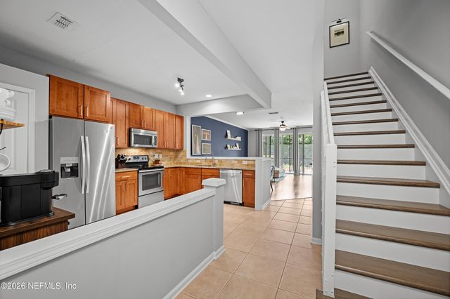 7490 SCARLET IBIS Lane, Jacksonville, FL 32256