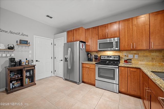 7490 SCARLET IBIS Lane, Jacksonville, FL 32256