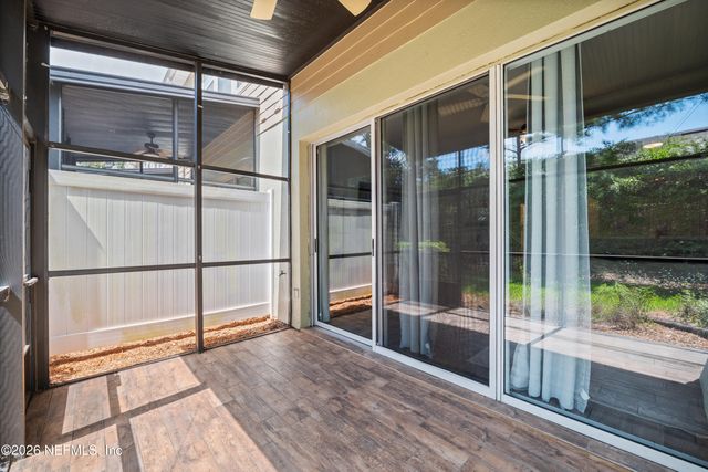 7490 SCARLET IBIS Lane, Jacksonville, FL 32256