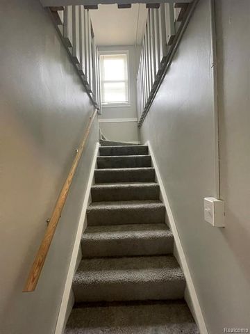 16191 Strathmoor Street, Detroit, MI 48235