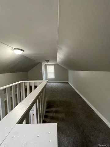 16191 Strathmoor Street, Detroit, MI 48235