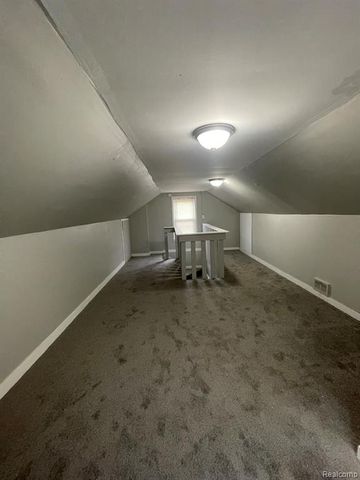 16191 Strathmoor Street, Detroit, MI 48235