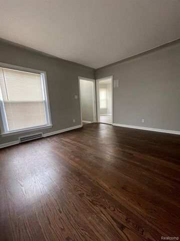 16191 Strathmoor Street, Detroit, MI 48235