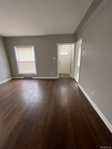 16191 Strathmoor Street, Detroit, MI 48235