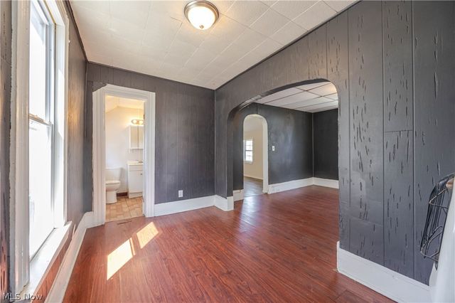 2914 Woodbridge Avenue, Cleveland, OH 44109