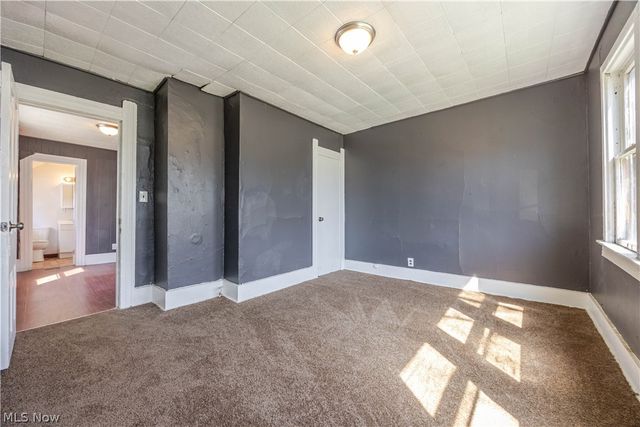 2914 Woodbridge Avenue, Cleveland, OH 44109