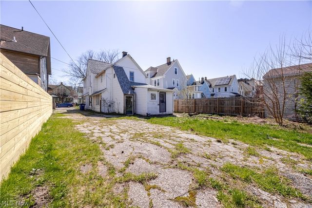 2914 Woodbridge Avenue, Cleveland, OH 44109