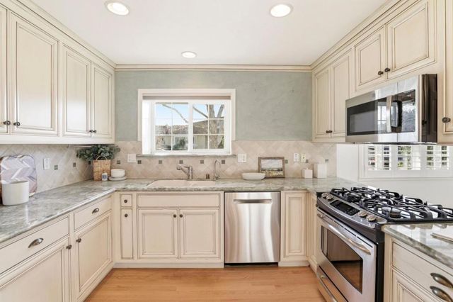 1375 Colleen Way, Campbell, CA 95008