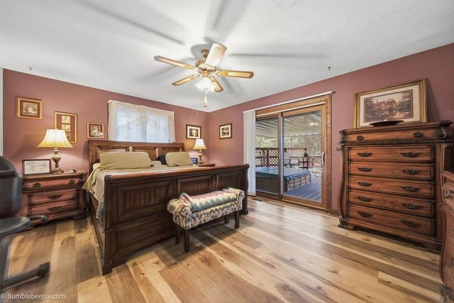 16111 N Yale Rd, Colbert, WA 99005