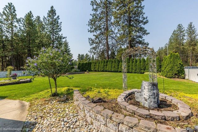 16111 N Yale Rd, Colbert, WA 99005