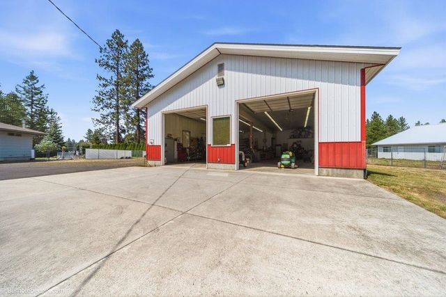 16111 N Yale Rd, Colbert, WA 99005