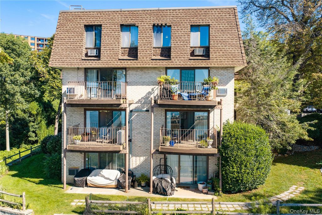 303 Kemeys Cove 303, Briarcliff Manor, NY 10510 — photo 2