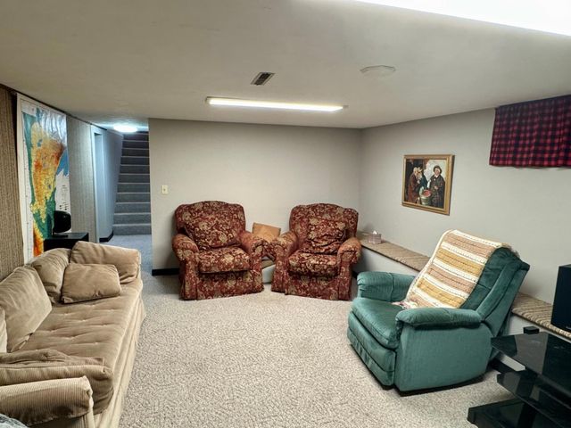 705 S 12th Street, Olivia, MN 56277