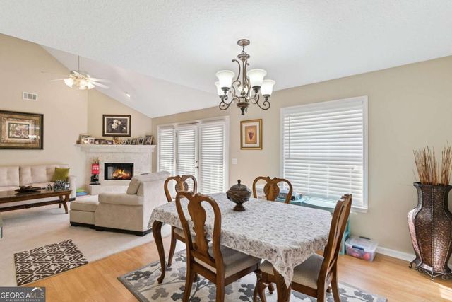 31 Deals Circle N, Woodbine, GA 31569