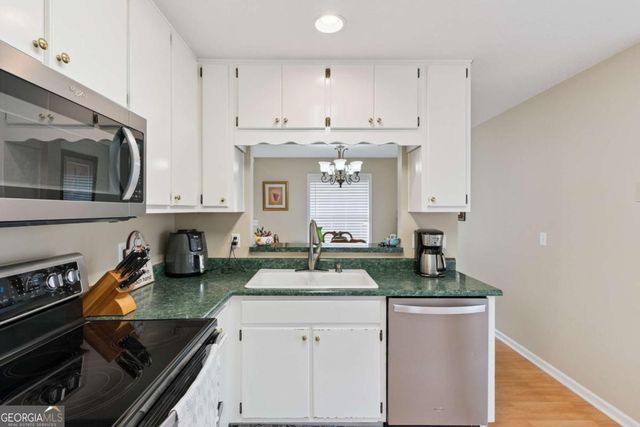 31 Deals Circle N, Woodbine, GA 31569