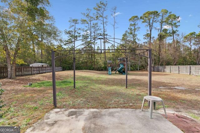 31 Deals Circle N, Woodbine, GA 31569