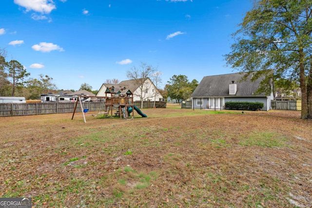 31 Deals Circle N, Woodbine, GA 31569