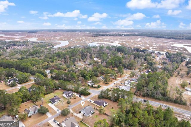 31 Deals Circle N, Woodbine, GA 31569