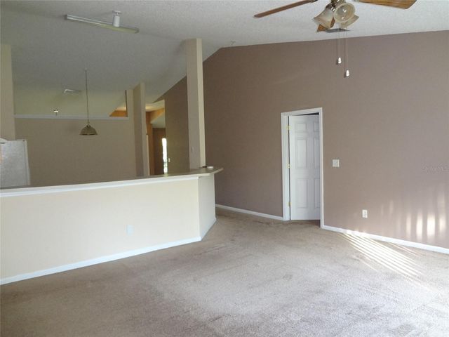 6 BUFFALO GROVE DRIVE, Palm Coast, FL 32137