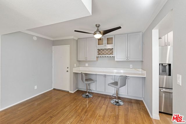 5325 Newcastle Avenue 312, Los Angeles, CA 91316
