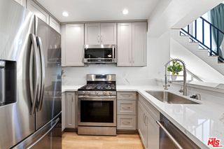 5325 Newcastle Avenue 312, Los Angeles, CA 91316