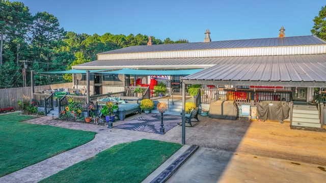 10813 County Road 446, Navasota, TX 77868