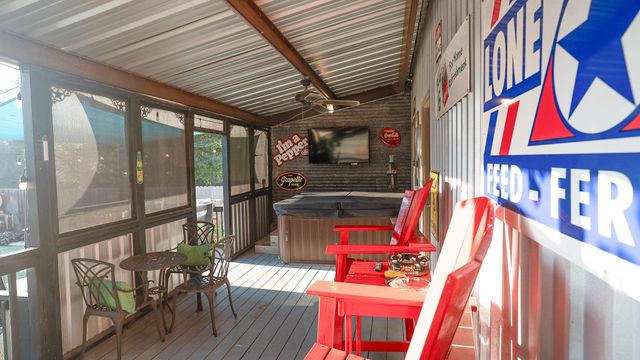 10813 County Road 446, Navasota, TX 77868