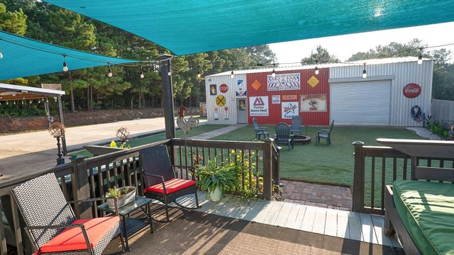 10813 County Road 446, Navasota, TX 77868